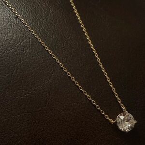 Diamond pendant necklace gold